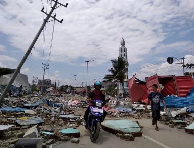 Νέα ισχυρή σεισμική δόνηση 7 Ρίχτερ στην Ινδονησία